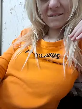 YogisticJuli666 online show from January 2025 06:03:02 AM