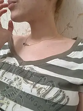 YogisticJuli666 online show from March 2025 02:23:02 PM