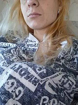 YogisticJuli666 online show from March 2025 06:08:02 AM