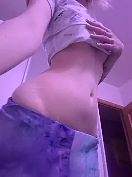 YogisticJuli666 online show from October 2025 05:08:02 AM