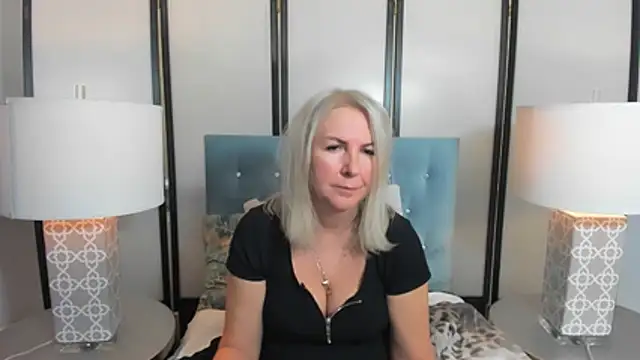 EricaTop online show from November 2025 08:25:02 AM