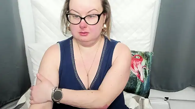 Snapshot of dirtyBonnie chatting on February 2026 04:40:02 AM dirtyBonnie online show from February 2026 04:40:02 AM