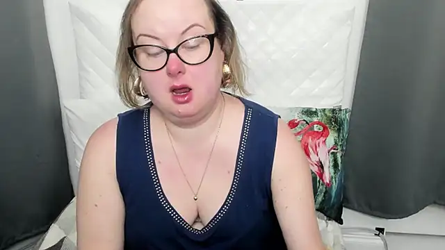 Snapshot of dirtyBonnie chatting on February 2026 04:39:02 AM dirtyBonnie online show from February 2026 04:39:02 AM