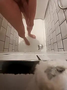 realeasy1 online show from November 2025 11:43:02 AM