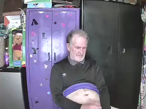 Snapshot of Sweet_Sexy1963 chatting on December 2024 04:09:01 AM Sweet Sexy1963 online show from December 2024 04:09:01 AM