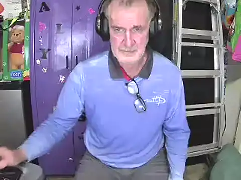 Snapshot of Sweet_Sexy1963 chatting on December 2024 08:42:02 PM Sweet Sexy1963 online show from December 2024 08:42:02 PM