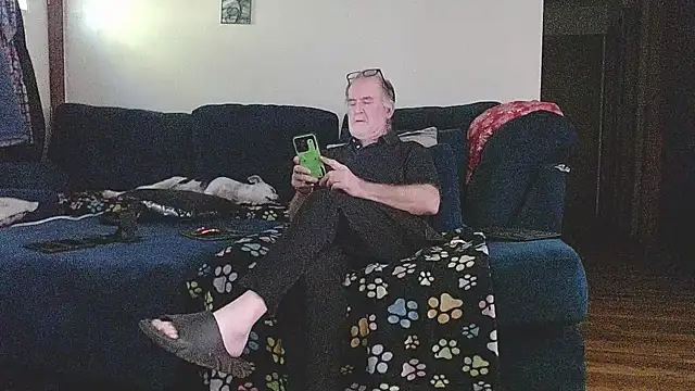 Snapshot of Sweet_Sexy1963 chatting on September 2025 04:23:01 PM Sweet Sexy1963 online show from September 2025 04:23:01 PM