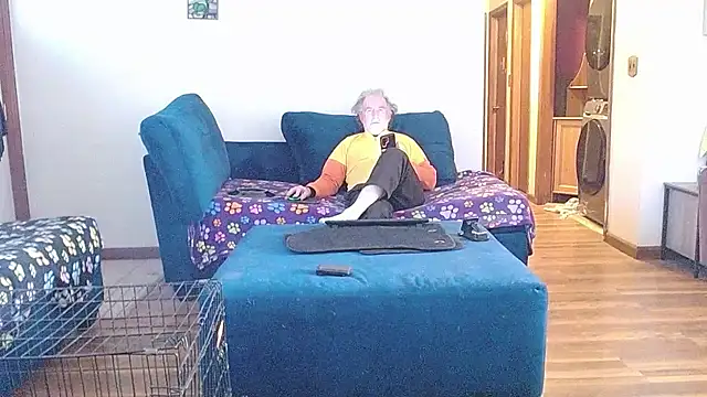 Snapshot of Sweet_Sexy1963 chatting on March 2026 04:09:01 PM Sweet Sexy1963 online show from March 2026 04:09:01 PM