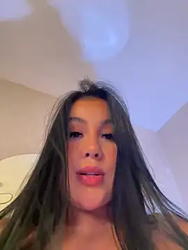 adrianalobo online show from February 2025 01:09:01 AM