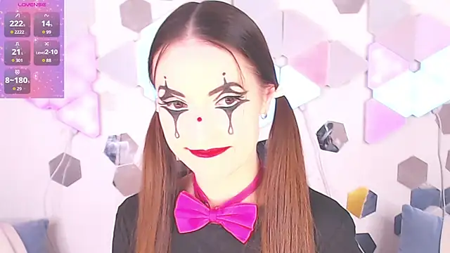 LexiKiss online show from October 2025 09:07:02 AM