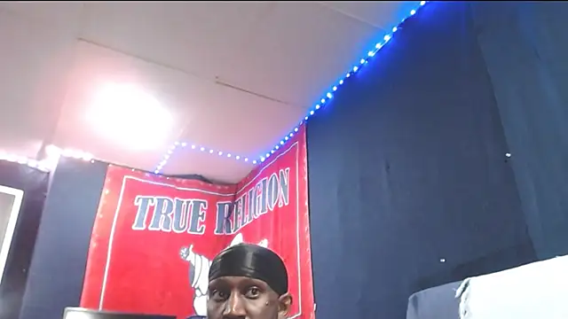 iBreakHeartz online show from September 2025 02:38:02 AM