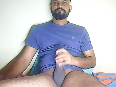 Snapshot of LifeLineSL chatting on November 2025 11:32:01 PM LifeLineSL online show from November 2025 11:32:01 PM