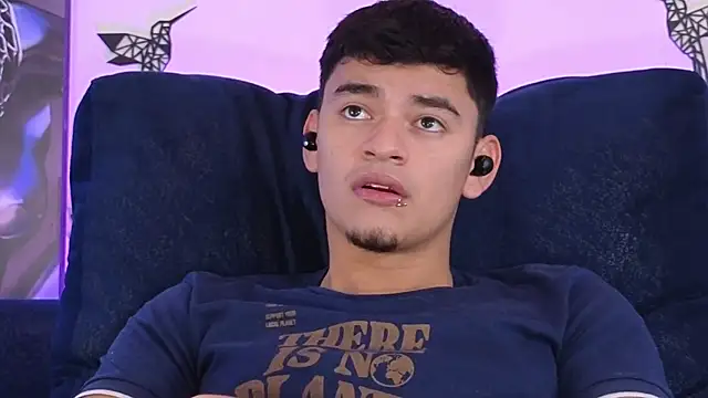 VikoHands online show from November 2025 10:04:02 AM