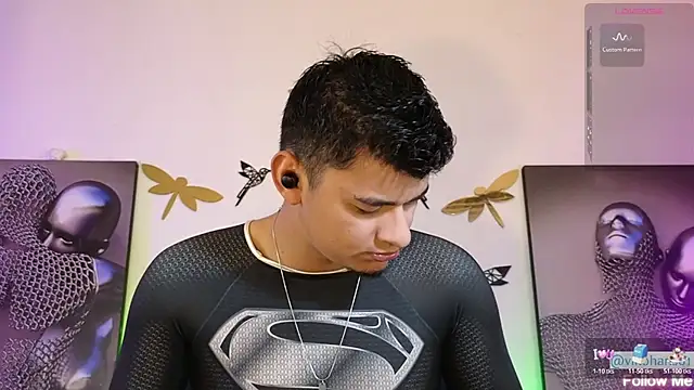 Snapshot of VikoHands chatting on February 2026 11:09:01 PM VikoHands online show from February 2026 11:09:01 PM