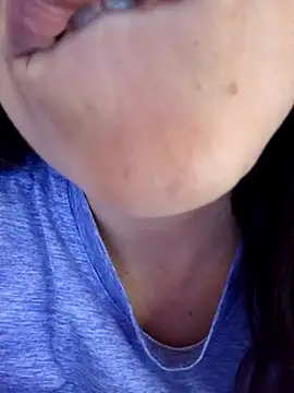 Snapshot of StefyStar_Sexy chatting on November 2025 01:21:02 PM StefyStar Sexy online show from November 2025 01:21:02 PM