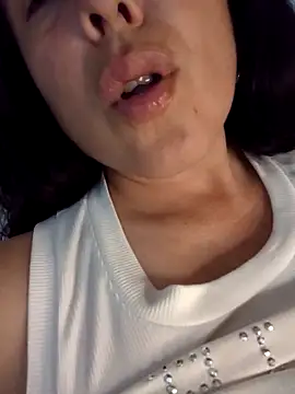 Snapshot of StefyStar_Sexy chatting on November 2025 10:45:02 PM StefyStar Sexy online show from November 2025 10:45:02 PM