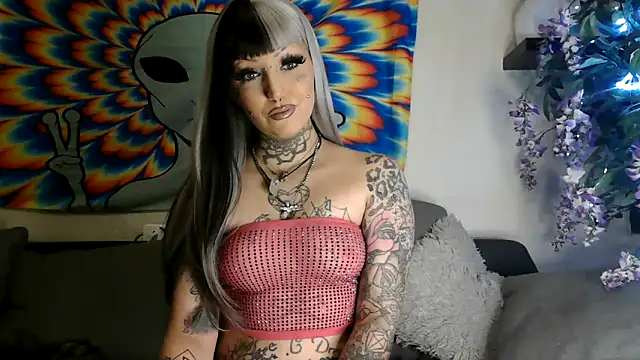 RoxxyInk online show from January 2025 10:31:01 PM