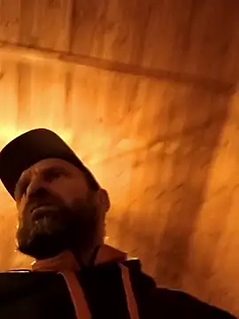 Snapshot of KosBi69 chatting on April 2026 02:49:02 AM KosBi69 online show from April 2026 02:49:02 AM