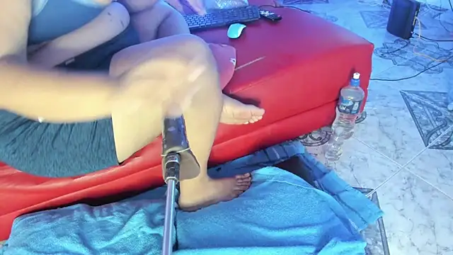 Snapshot of Dakotalove20 chatting on March 2025 09:46:01 AM Dakotalove20 online show from March 2025 09:46:01 AM