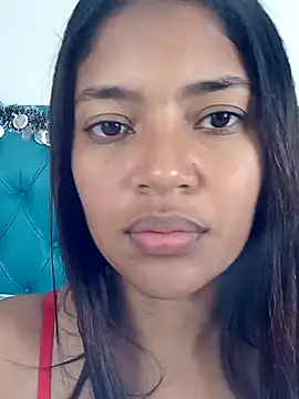 Snapshot of ebony04queen chatting on December 2024 01:18:02 AM ebony04queen online show from December 2024 01:18:02 AM