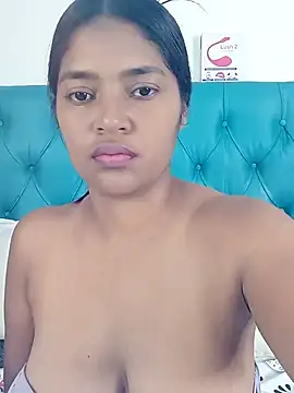 Snapshot of ebony04queen chatting on January 2025 12:33:01 AM ebony04queen online show from January 2025 12:33:01 AM