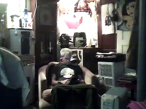 Snapshot of Biknight chatting on February 2025 12:17:01 AM Biknight online show from February 2025 12:17:01 AM