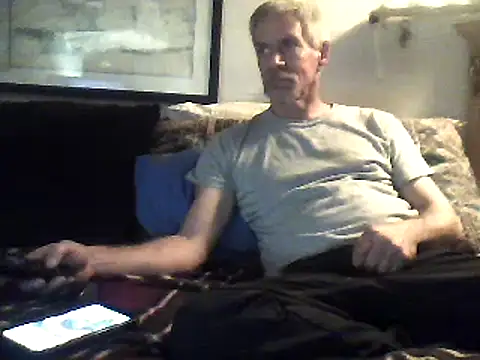 Snapshot of Biknight chatting on February 2025 11:45:01 PM Biknight online show from February 2025 11:45:01 PM