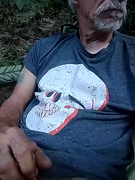 Snapshot of Biknight chatting on September 2025 12:06:01 PM Biknight online show from September 2025 12:06:01 PM