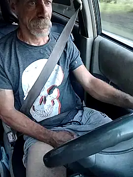 Snapshot of Biknight chatting on October 2025 10:43:02 PM Biknight online show from October 2025 10:43:02 PM