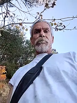 Snapshot of Biknight chatting on October 2025 02:40:01 PM Biknight online show from October 2025 02:40:01 PM