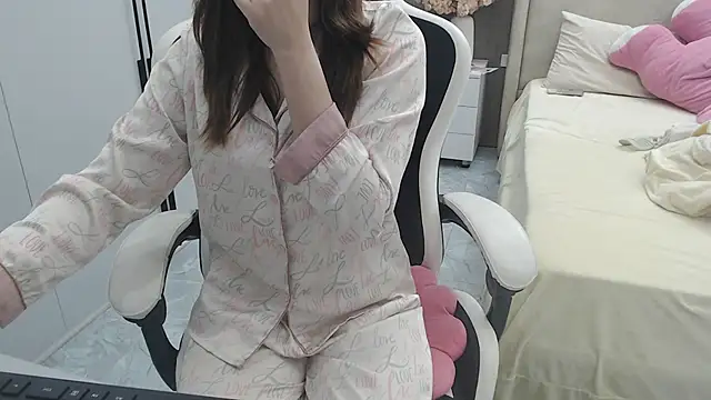 Hanako love online show from December 2025 11:43:01 PM