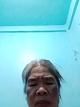 sexylizzy4u online show from April 2026 05:50:02 PM