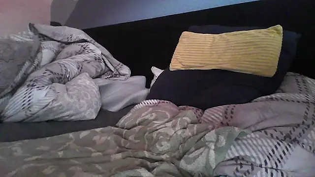 Menic0n online show from September 2025 08:30:01 AM