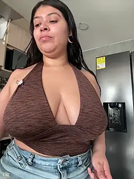 emilyjohanson online show from February 2025 01:54:01 PM