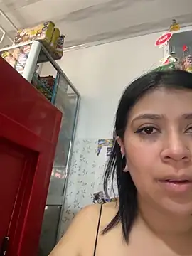 Snapshot of emilyjohanson chatting on March 2026 04:45:02 PM emilyjohanson online show from March 2026 04:45:02 PM