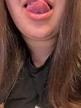 Snapshot of Jane_BBW chatting on February 2025 07:15:02 AM Jane BBW online show from February 2025 07:15:02 AM