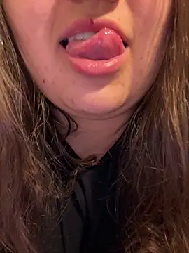 Snapshot of Jane_BBW chatting on March 2025 07:10:01 AM Jane BBW online show from March 2025 07:10:01 AM