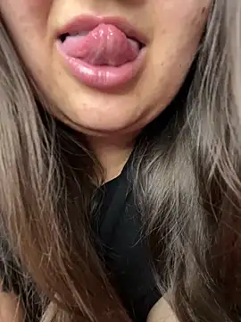 Snapshot of Jane_BBW chatting on March 2025 03:13:02 PM Jane BBW online show from March 2025 03:13:02 PM