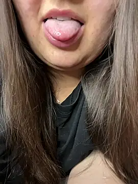 Snapshot of Jane_BBW chatting on March 2025 01:43:02 AM Jane BBW online show from March 2025 01:43:02 AM