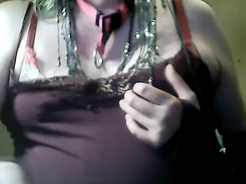 Snapshot of sissy_sarah69 chatting on October 2025 09:13:02 PM sissy sarah69 online show from October 2025 09:13:02 PM