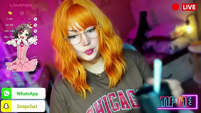 Snapshot of HOTnWILDalice chatting on September 2025 02:00:01 AM HOTnWILDalice online show from September 2025 02:00:01 AM