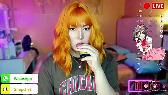 Snapshot of HOTnWILDalice chatting on September 2025 01:42:02 AM HOTnWILDalice online show from September 2025 01:42:02 AM