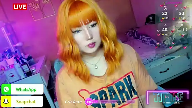 Snapshot of HOTnWILDalice chatting on October 2025 01:38:01 AM HOTnWILDalice online show from October 2025 01:38:01 AM