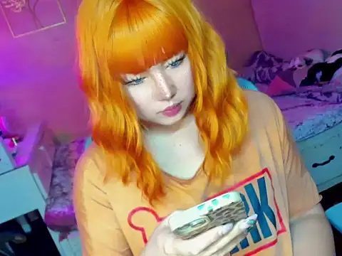 Snapshot of HOTnWILDalice chatting on November 2025 04:07:01 AM HOTnWILDalice online show from November 2025 04:07:01 AM