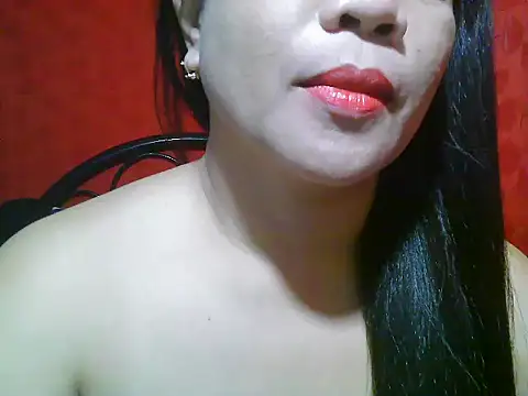 Snapshot of xsweetlips69x chatting on March 2025 05:28:02 PM xsweetlips69x online show from March 2025 05:28:02 PM