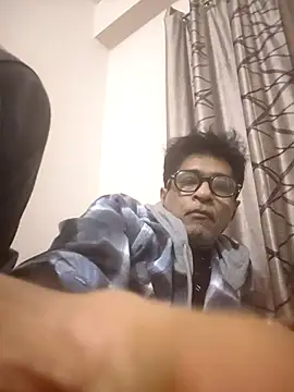 iamkahn 44 online show from December 2025 11:45:01 PM