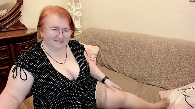 leiamillersonn online show from February 2026 06:21:02 AM