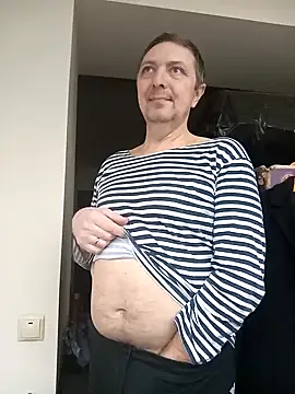 Snapshot of Pokaz2020 chatting on December 2024 09:49:02 AM Pokaz2020 online show from December 2024 09:49:02 AM