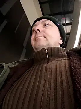 Snapshot of Pokaz2020 chatting on January 2025 07:35:02 PM Pokaz2020 online show from January 2025 07:35:02 PM