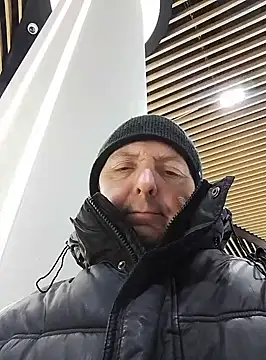 Snapshot of Pokaz2020 chatting on February 2025 06:40:02 PM Pokaz2020 online show from February 2025 06:40:02 PM